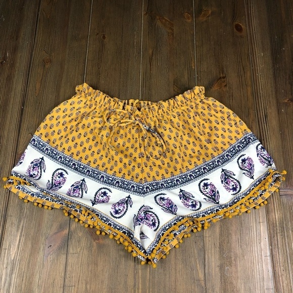 About a girl shorts - Picture 2 of 5